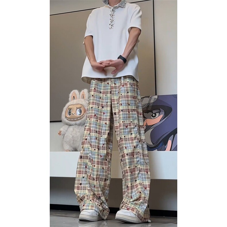 A797-特P40现货格子裤弯刀拼接休闲裤送KT猫公仔挂坠和腰绳,男装休闲裤,电商B335