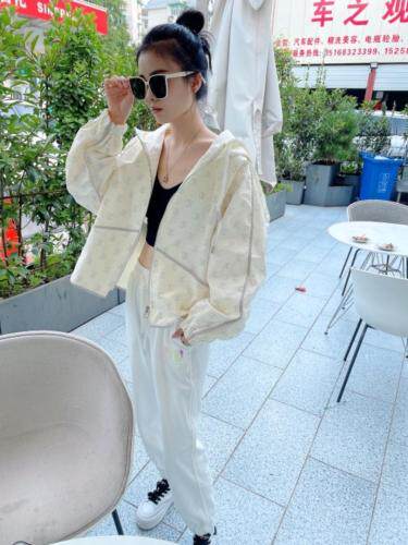 外套，其它，泰靡(1F)