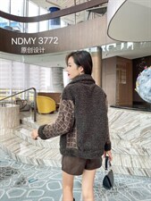 水貂绒拼接羊羔无外套，其它，尼帝曼依