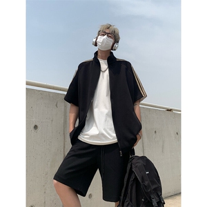 胖胖哥港风潮流三条杠短纯色袖t恤男夏季大码宽松百搭休闲五分裤,夏季衣服穿搭初中生图片