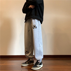 灰色