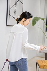 春季新款小衫前收腰图片
