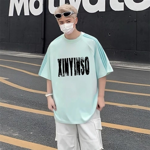 抖音得物品质二开240克宽松纯棉美式潮牌印花三条杠中性风短袖T恤图片