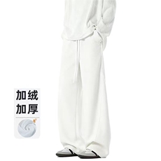 纯白色