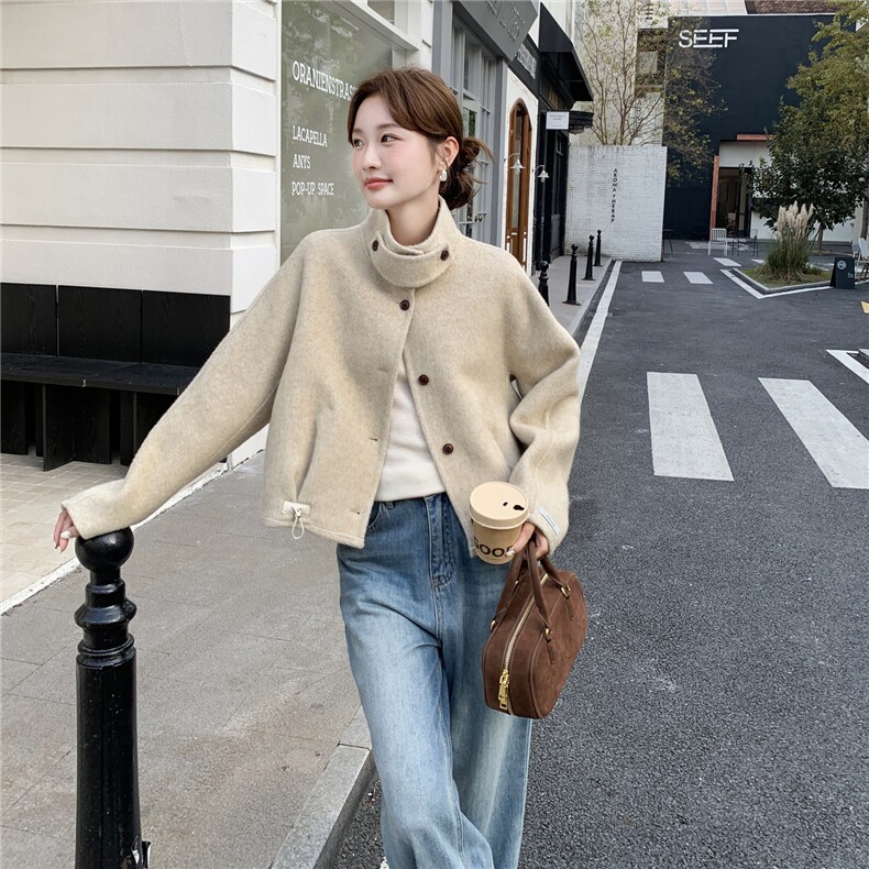 洋气时髦短款毛呢外套女2025秋冬季新款韩版显瘦气质双面羊毛上衣，女装双面呢大衣，蝶眷