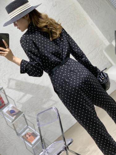 2??0??2??1??春款全面煥新??，女装，AMG