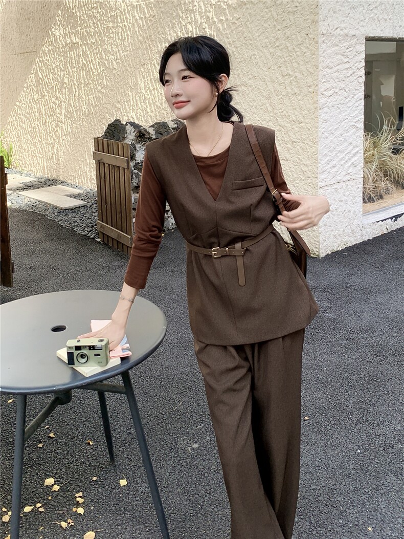 高级轻熟风穿搭咖色马甲套装女2025春秋超火好看阔腿裤气质三件套,女装套装/套裙,蝶眷