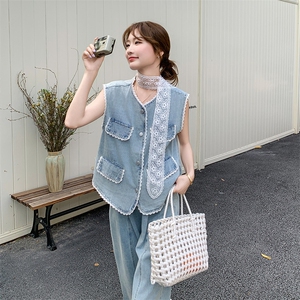 2025夏季新款蕾丝花边拼接包边牛仔套装女设计感马甲阔腿裤两件套图片