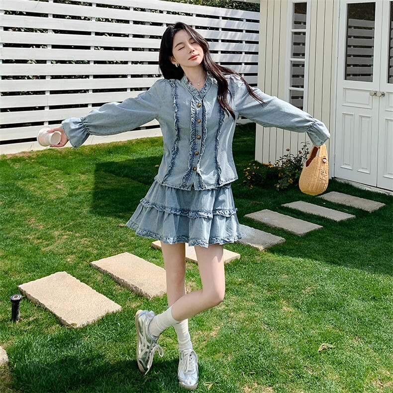 木耳边拼接减龄牛仔套装女2025年春秋季新款显瘦上衣半身裙两件套图片