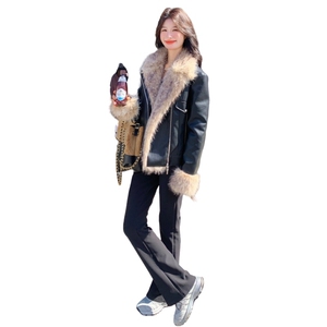 黑色皮毛一体仿皮草羊羔毛茸皮衣外套女秋冬2025新款酷飒机车棉服图片