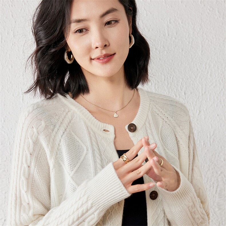 2025年秋季新款百搭女士提花圆领开衫,针织衫/毛衣,春贝羊绒
