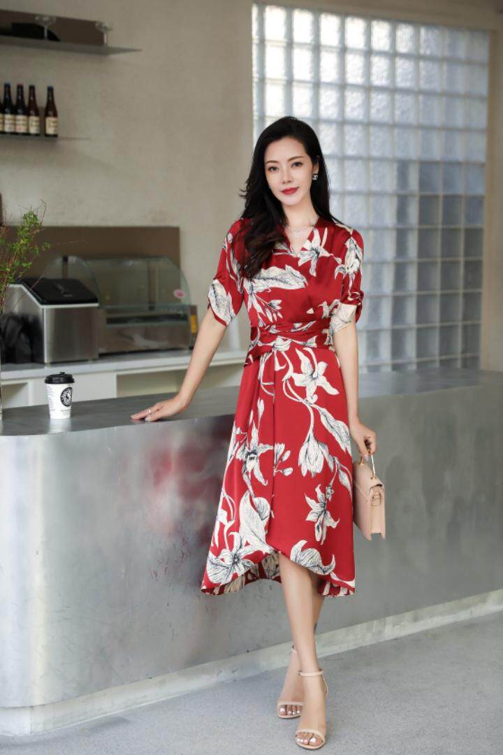 夏季新款连衣裙，女装连衣裙，艾伊贝雪