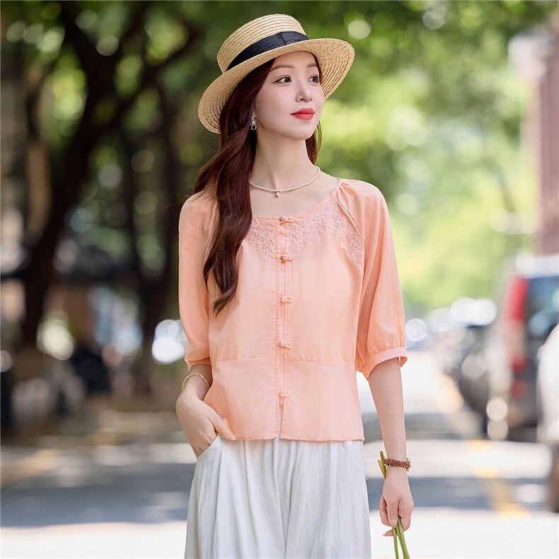2025夏装新款刺绣小衫上衣，女装衬衫，慕依路