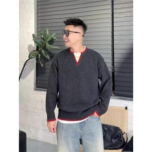冬季新款绵羊毛V领拼色假两件毛衣软糯加厚风设计感针织衫男图片