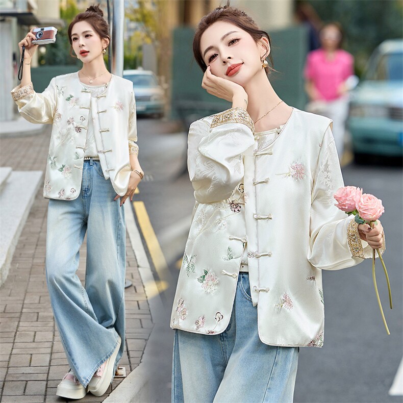 现货新中式马甲女款2025新款春装时髦洋气马夹背心百搭外穿，女装马甲，韩美纤衣