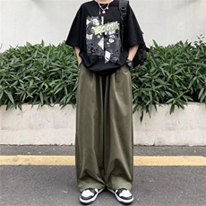 军绿色