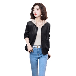 吾爱衣1908款连帽小皮衣外套女短款休闲百搭显瘦机车皮夹克图片