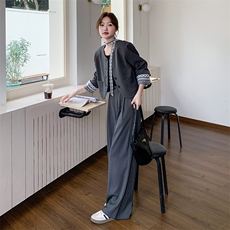 现货新款西装套装2C0958978P185K268，女装套装/套裙，2C095