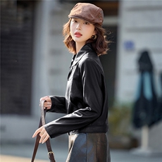 2025年秋季新款时尚宽松翻领短款皮衣外套女，女装皮衣，美沁