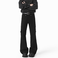 黑色