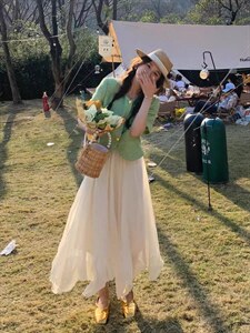 现货，下摆不规则短袖小香外套图片