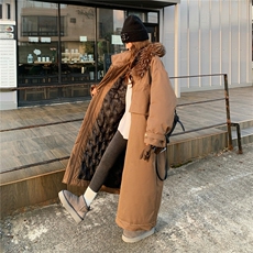 2C085-Q118P320K488大毛领90白鸭绒长款派克羽绒服大衣外套，女装羽绒服，2C085