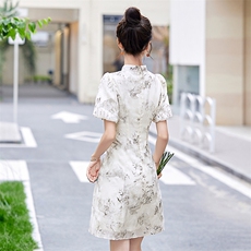 改良旗袍连衣裙女2025年新款夏季高端精致气质年轻新中式g风复古，女装连衣裙，沁沁公主