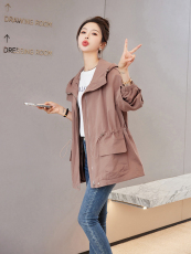 2025新款高级感时尚休闲中长款风衣外套女春秋短款宽松显瘦小个子，女装风衣，依万里