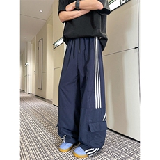 藏青色