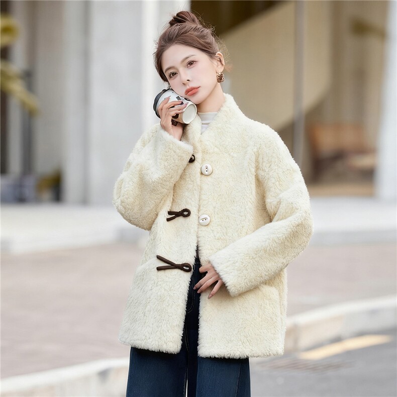 2025冬装新款2C256-189-P265-K365,女装皮衣,2C256