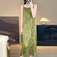 绿色