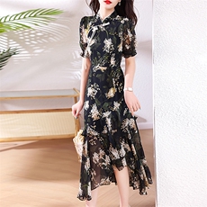 现货2026夏季新款韩版印花连衣裙时尚气质潮流小众设计感裙子，女装连衣裙，尚洛菲