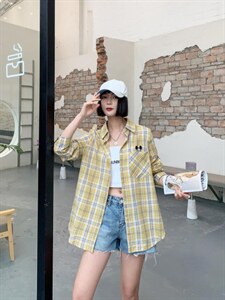 格子衬衣图片