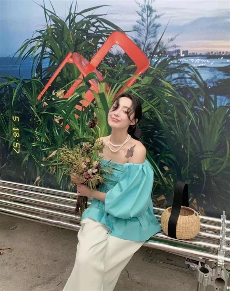 【DAVIDA】简约纯色泡泡袖小衫，其它，DAVIDA