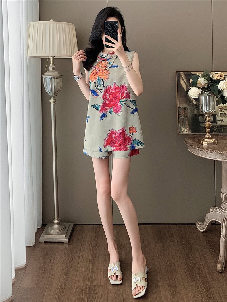 巨好看气质减龄新中式套装女夏款立领盘扣印花上衣短裤两件套,女装套装/套裙,江南