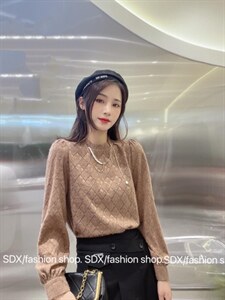【现货】拉毛新款带项链上衣图片