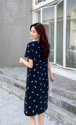 2110#定制版休闲连衣裙，女装连衣裙，依欢·帝尚