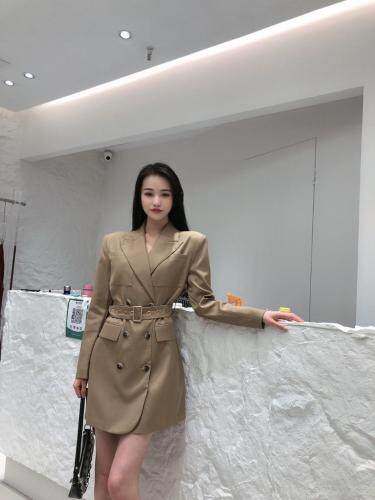 羊毛面料，女装，KUNSWEAR琨丝薇尔(3F)