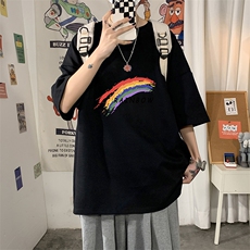 黑色