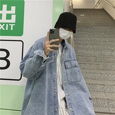 蓝色