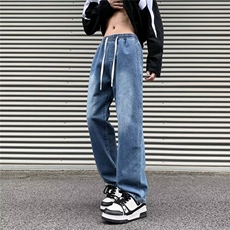 蓝色
