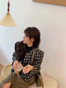 —郭郭家—
  秋款·复古小香外套图片