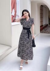 2023夏装连衣裙，女装连衣裙，贻思茗