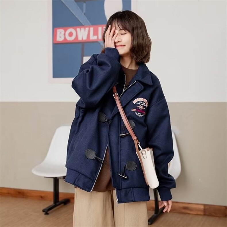 牛角扣连帽风衣女2025冬季新款宽松中长款慵懒风外套潮图片