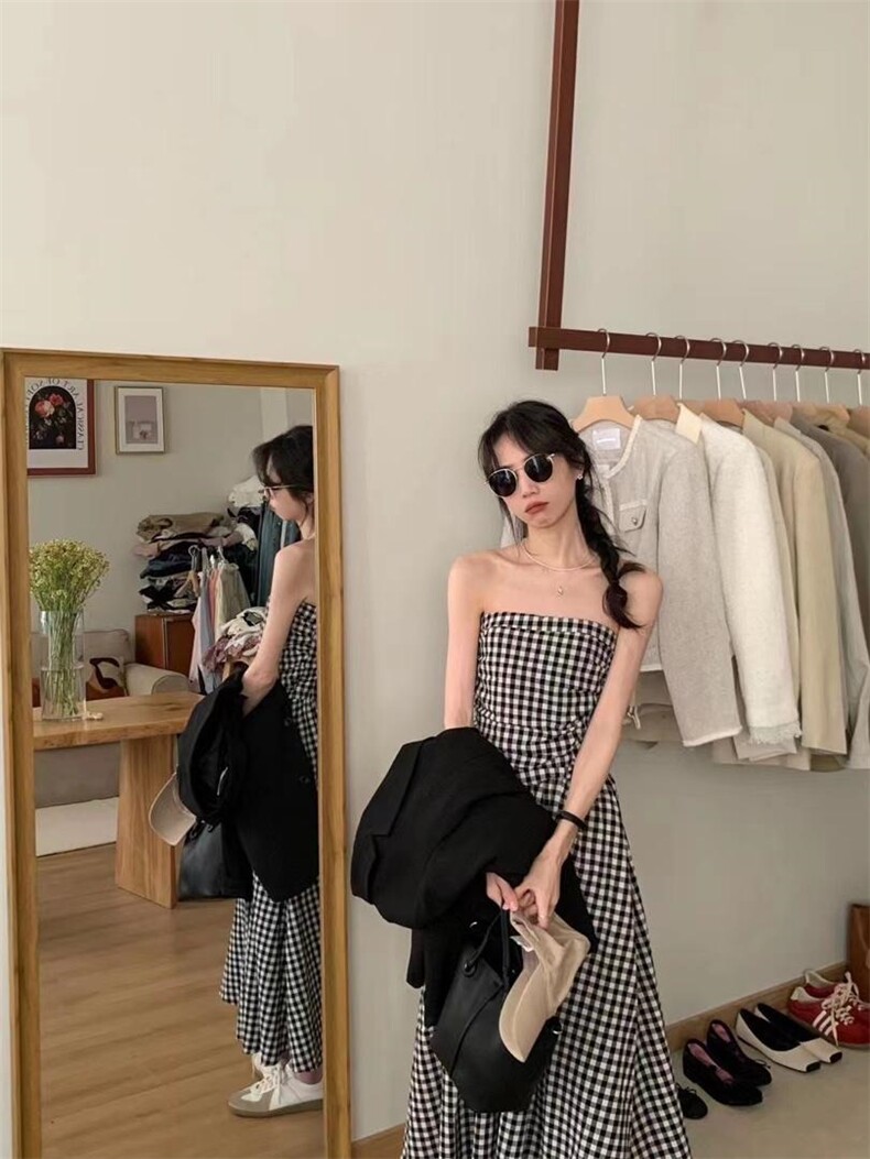 卖了几万条的抹胸连衣裙，抹胸，唇蔻