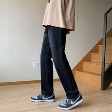 黑泥色