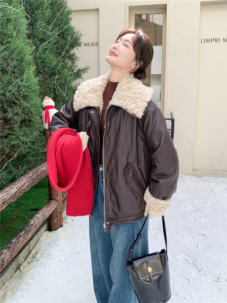 咖色羊羔毛翻领羽绒内胆皮衣外套女2025冬季新款时髦洋气保暖上衣,女装皮衣,艾米莉亚