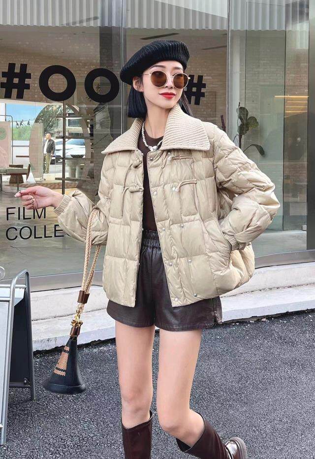 [现货]羽绒服拼接毛线领，两色，两码，女装羽绒服，依柏璐(1F)