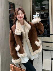 美拉德棕色仿皮毛一体棉服外套女冬季2025新款加厚绒小个子短款图片