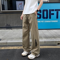 卡其色
